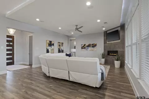 204 Devonshire, Mount Pleasant, TX 75455 photo 6