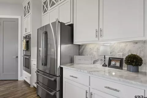 204 Devonshire, Mount Pleasant, TX 75455 photo 10