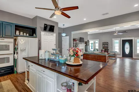 1004 E Dulse, Tyler, TX 75701 photo 8