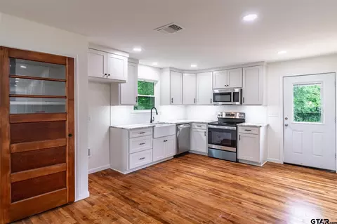 159 S Main St, Yantis, TX 75497 photo 5