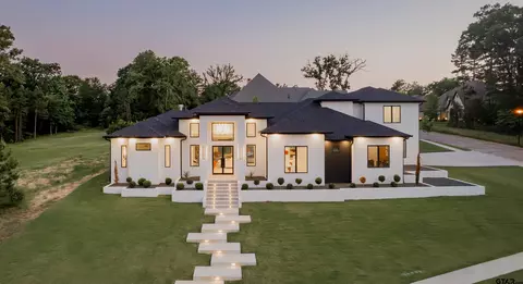 2620 Oak Aly, Tyler, TX 75703