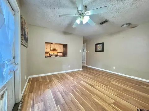 300 E Shofner Dr, Longview, TX 75604 photo 14