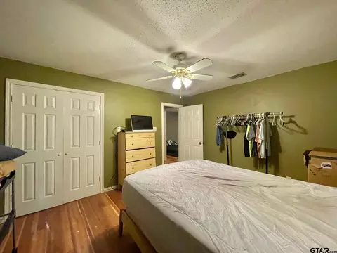 300 E Shofner Dr, Longview, TX 75604 photo 21