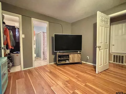 300 E Shofner Dr, Longview, TX 75604 photo 18