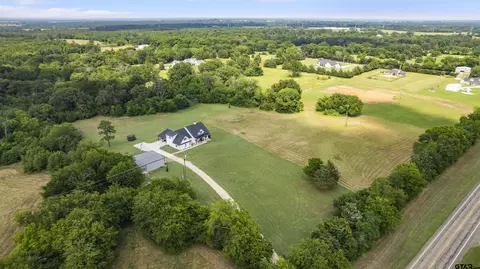 835 E Us Hwy 67, Mount Vernon, TX 75457