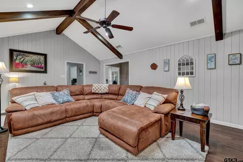 719 Sutherland, Tyler, TX 75703 photo 4