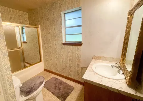 217 Irving, Longview, TX 75605 photo 10