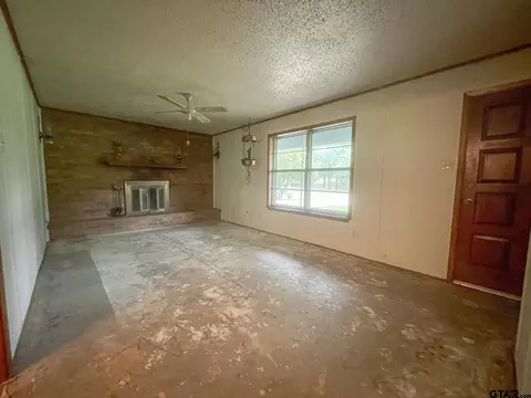 217 Irving, Longview, TX 75605 photo 7