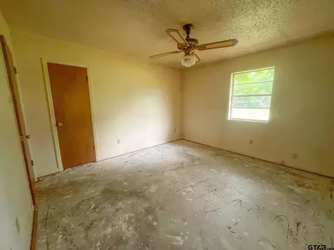 217 Irving, Longview, TX 75605 photo 8