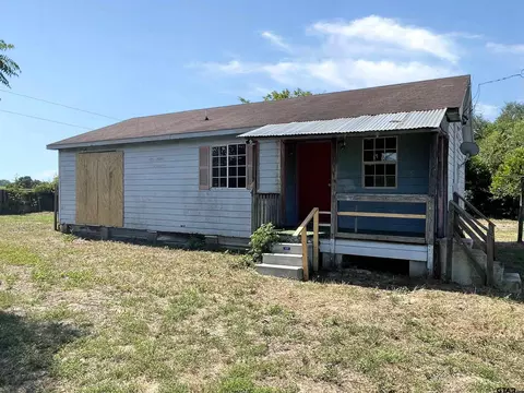 3453 Acr 318, Frankston, TX 75763