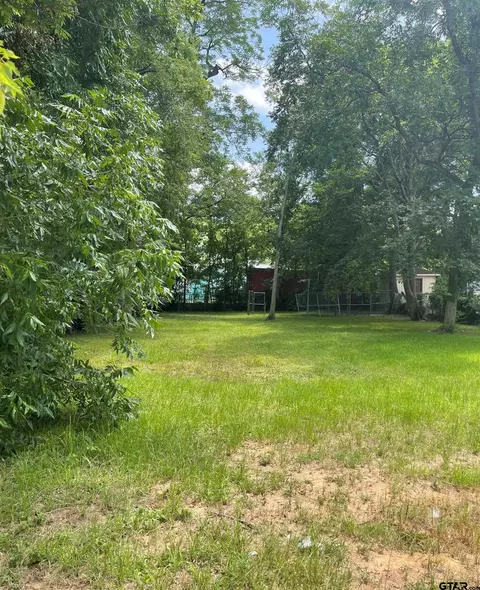 313 E Queen, Tyler, TX 75702