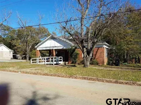 502 B 504 Neches # A, Jacksonville, TX 75766