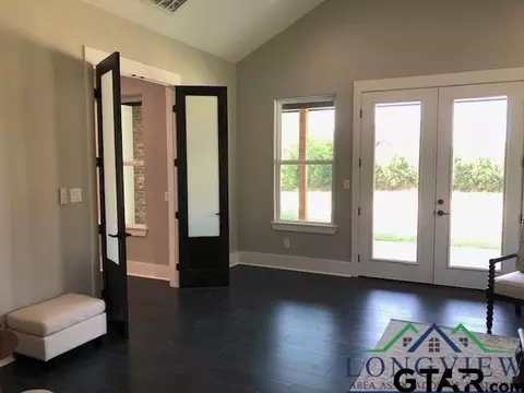 2103 Mcdade, Longview, TX 75605 photo 15