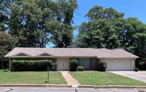 2906 Lisa Ln, Tyler, TX 75701