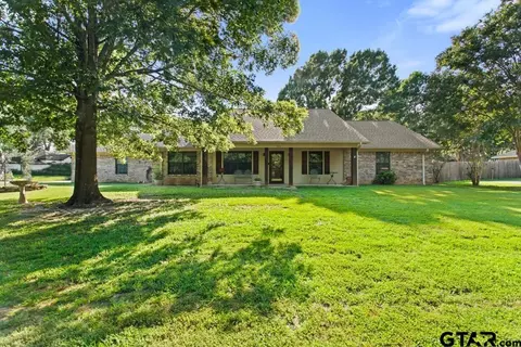513 Juanita, Chandler, TX 75758