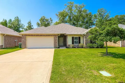 3127 Oak Bnd, Tyler, TX 75707