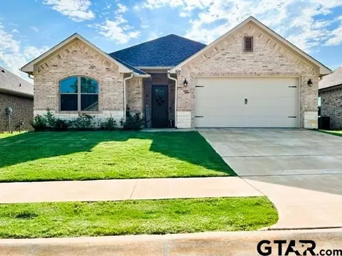 519 Cornerstone Rd, Lindale, TX 75771
