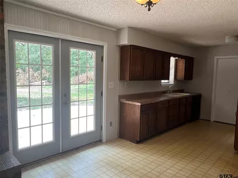 107 Maple St, Commerce, TX 75428 photo 8
