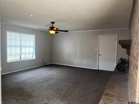 107 Maple St, Commerce, TX 75428 photo 5