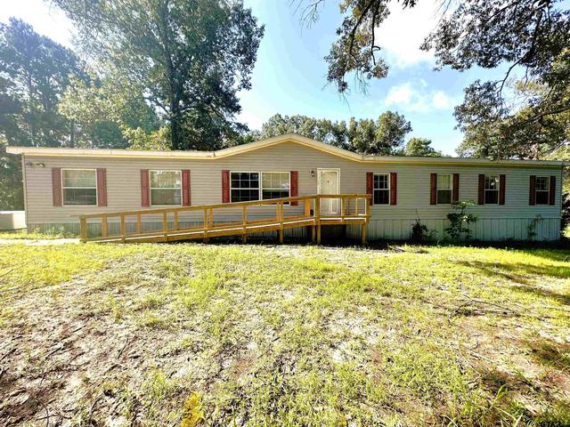 21232 Sandjack Rd, Larue, TX 75770