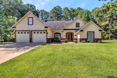 108 Meadow View Path, Holly Lake Ranch, TX 75765