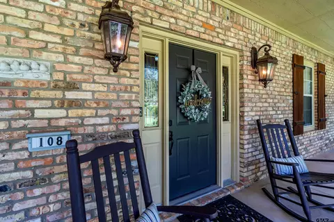 108 Oak Isle, Longview, TX 75605 photo 2