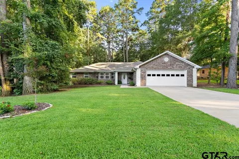 1646 Pineview Ln, Hideaway, TX 75771
