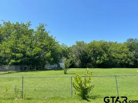 565 Smith Cir, Point, TX 75472 photo 1
