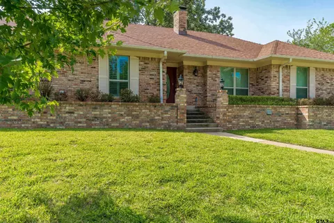 6108 Sutherland Dr, Tyler, TX 75703