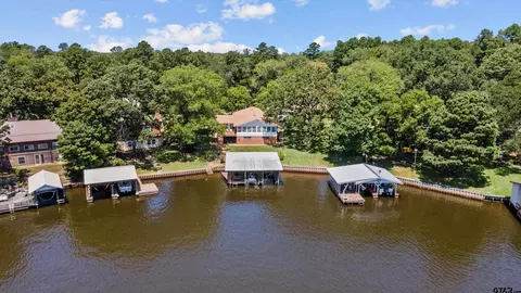 121 Lookout Point Dr, Grapeland, TX 75844