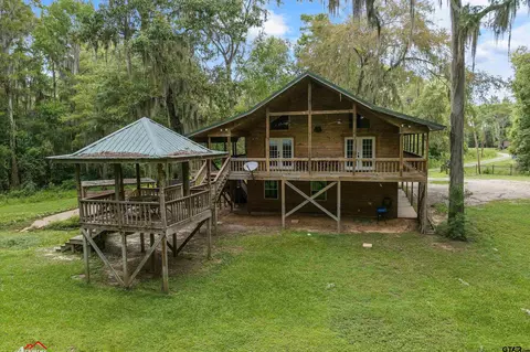 373 Jackson Arms Rd, Karnack, TX 75661