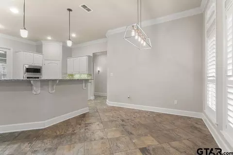 1883 Old Oak, Tyler, TX 75703 photo 8