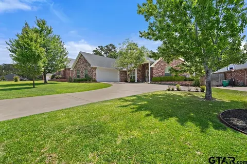 1883 Old Oak, Tyler, TX 75703 photo 3