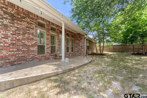 1883 Old Oak, Tyler, TX 75703 photo 33