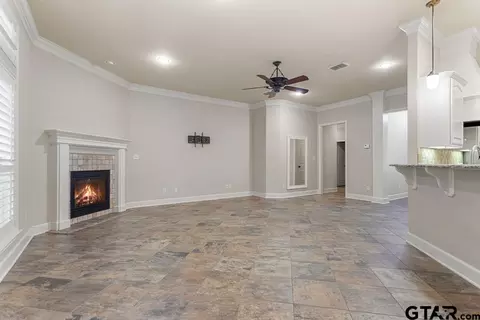 1883 Old Oak, Tyler, TX 75703 photo 5