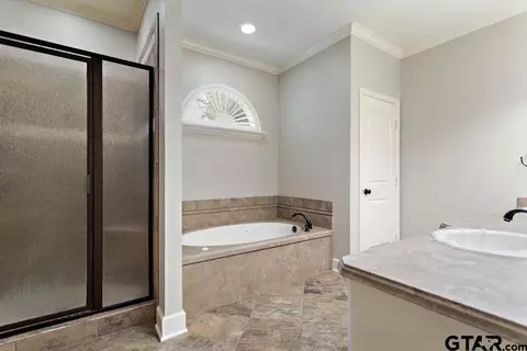 1883 Old Oak, Tyler, TX 75703 photo 16