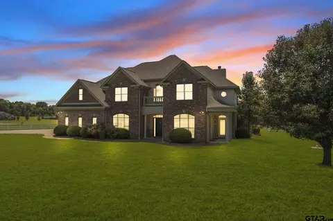 1015 High Meadow Dr, Mount Vernon, TX 75457
