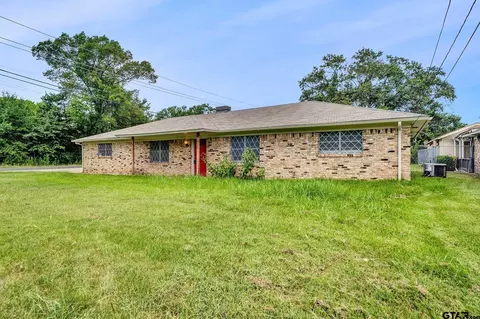 12687 Pioneer Dr, Tyler, TX 75704