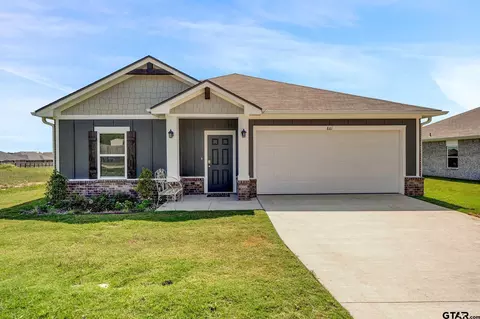 861 Martin St, Chandler, TX 75758