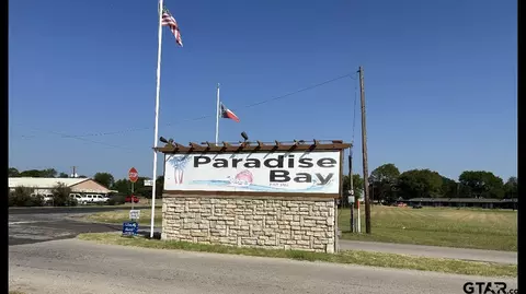 1068 Pearl Harbor St, Tool, TX 75143