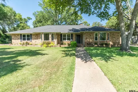 4821 Richmond Rd, Tyler, TX 75701