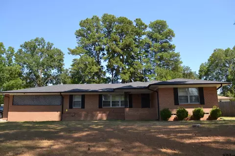 304 Wildwood Ln, Kilgore, TX 75662