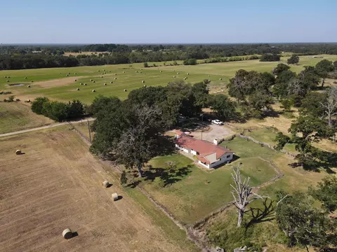 977 N Fm 17, Alba, TX 75410
