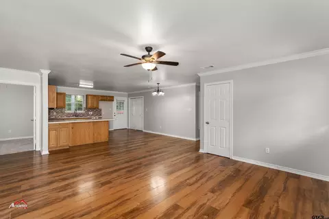 302 Ralph, Longview, TX 75605 photo 8