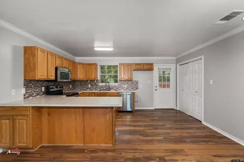 302 Ralph, Longview, TX 75605 photo 9