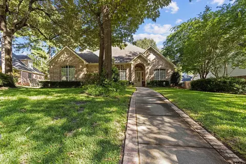 3650 Canyon Creek Cir, Tyler, TX 75707