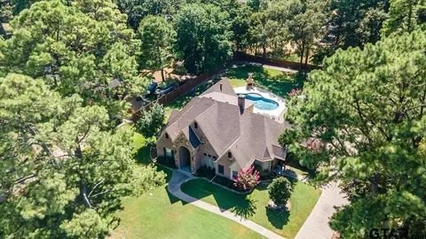 17050 W Lake Cir, Whitehouse, TX 75791