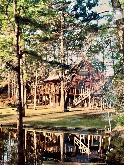143 Lakeview Dr, Grapeland, TX 75844