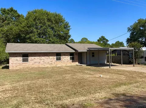 304 Augusta, Omaha, TX 75571