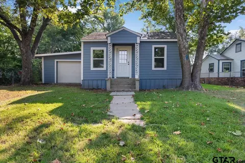 110 NW 33rd St, Paris, TX 75460